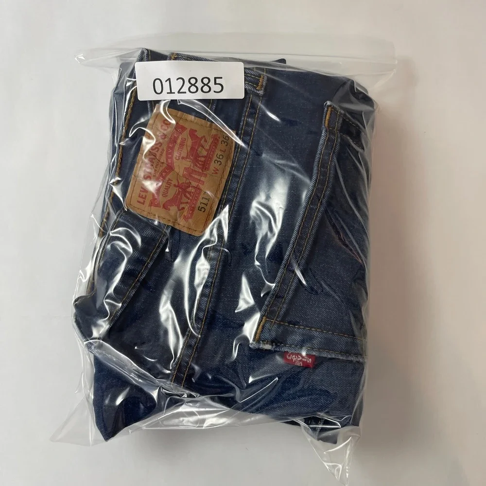 Levis *actual fit